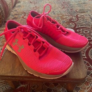 Under Armour sneakers Size 7M